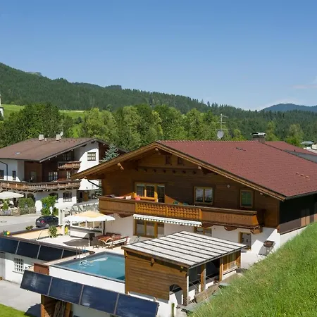 Village Apartmán *