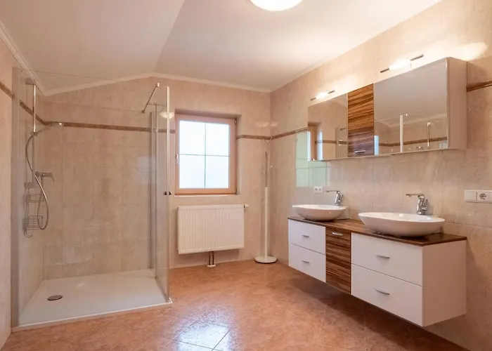 Apartament Village *