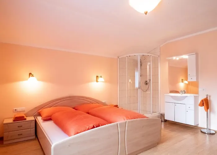 Village اشنكريش